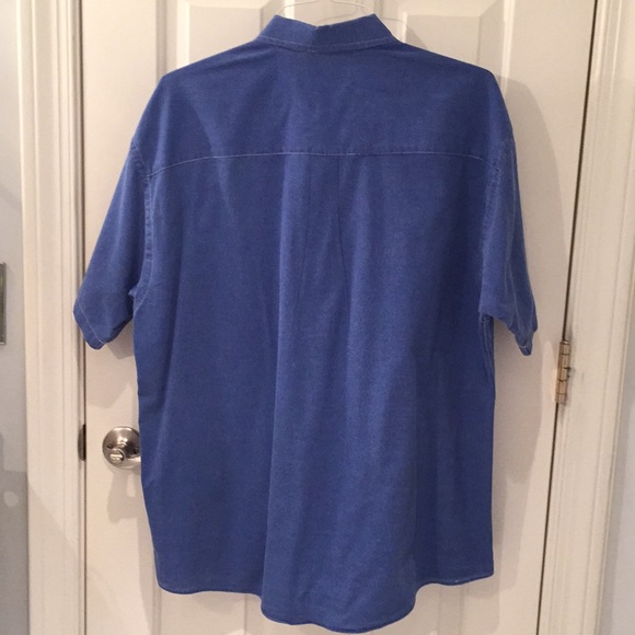 Blue Van Heusen Button Down - Picture 2 of 4